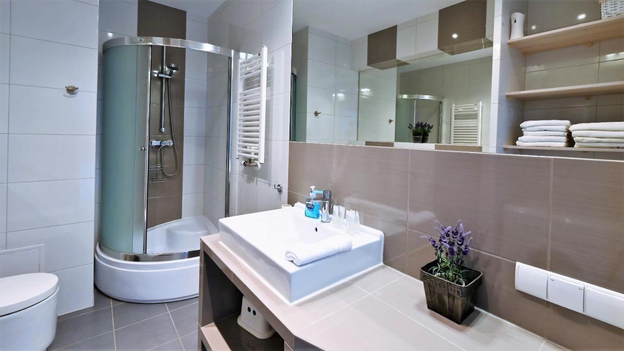 Apartament Plaza 7 - Rezydencja Nadmorska Rogowo Рогово Екстериор снимка